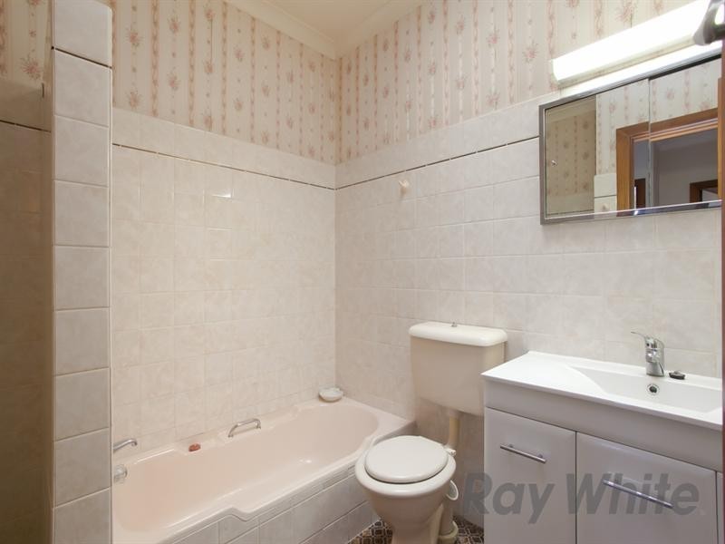 105 Lexington Parade, Adamstown Heights NSW 2289