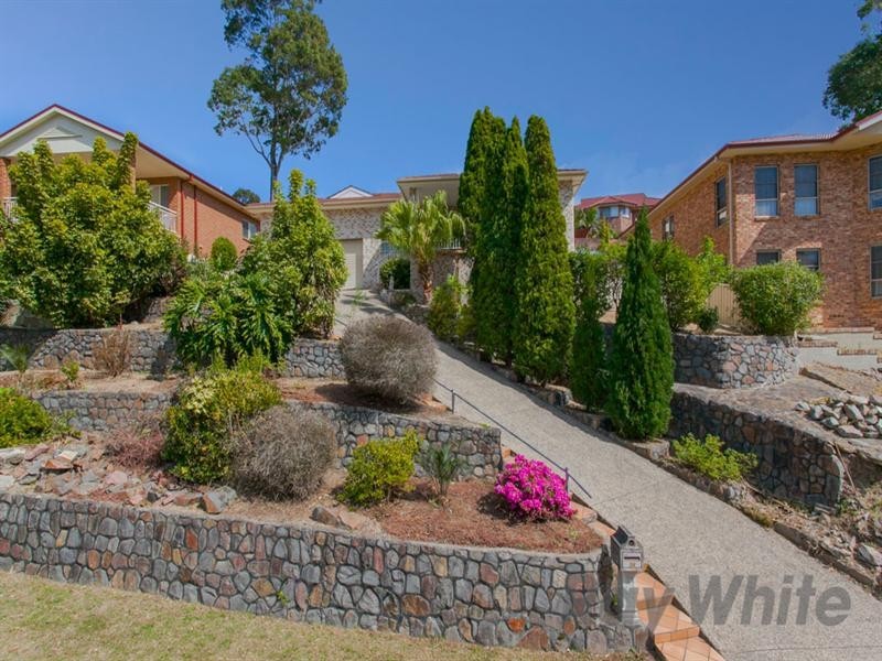 54 Birchgrove Drive, Wallsend NSW 2287