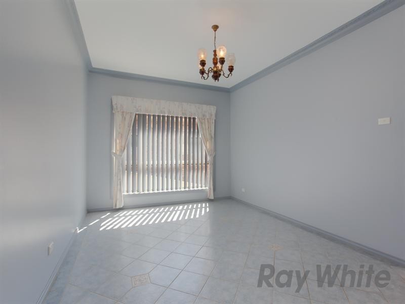 54 Birchgrove Drive, Wallsend NSW 2287