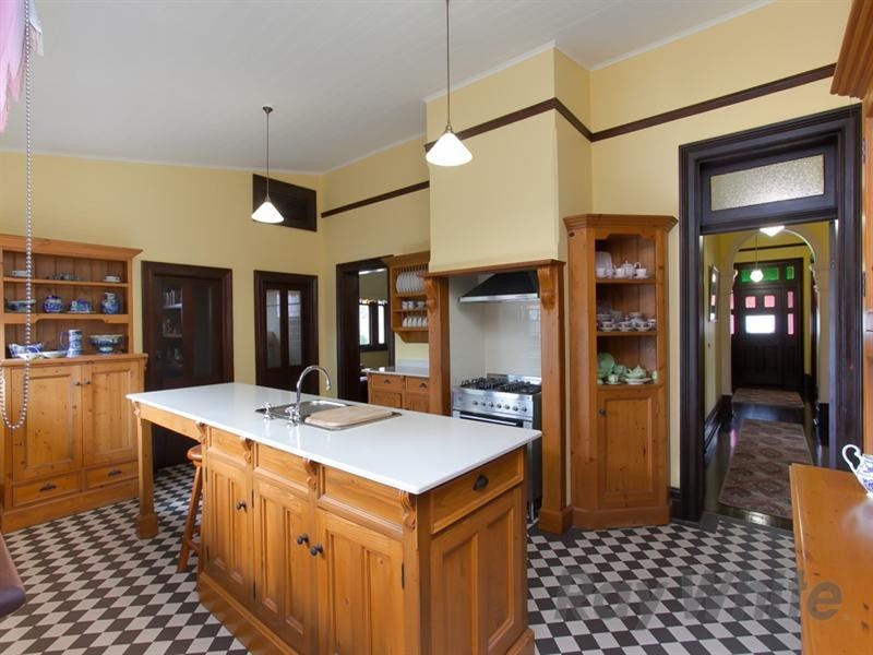 70 Elizabeth Street, Tighes Hill NSW 2297