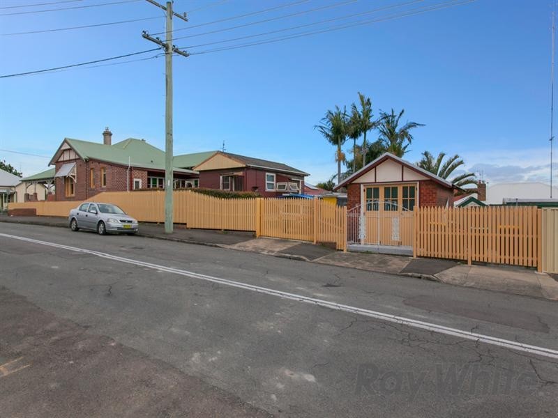 70 Elizabeth Street, Tighes Hill NSW 2297