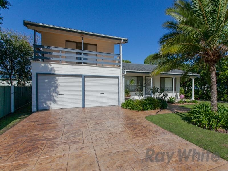 18 and 20 Jones Avenue, Warners Bay NSW 2282