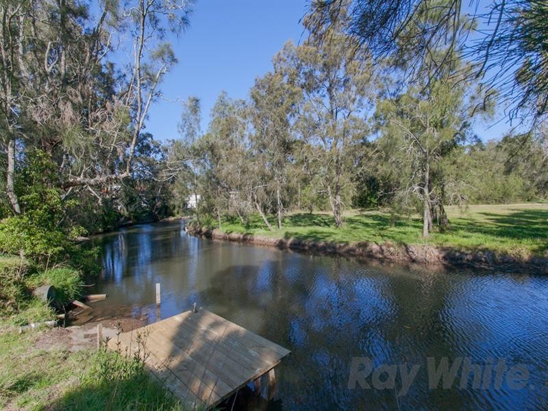 18 and 20 Jones Avenue, Warners Bay NSW 2282