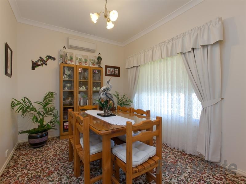 18 Jones Avenue, Warners Bay NSW 2282