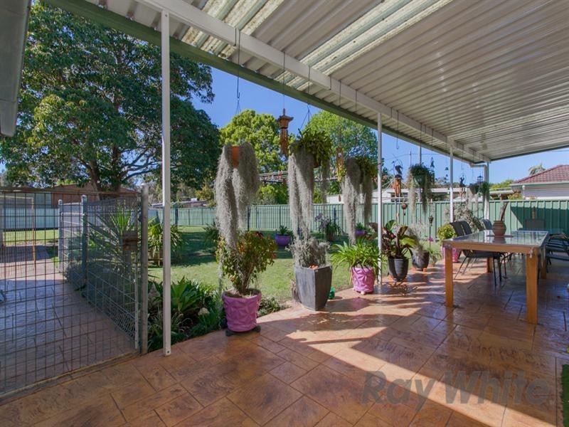 18 Jones Avenue, Warners Bay NSW 2282