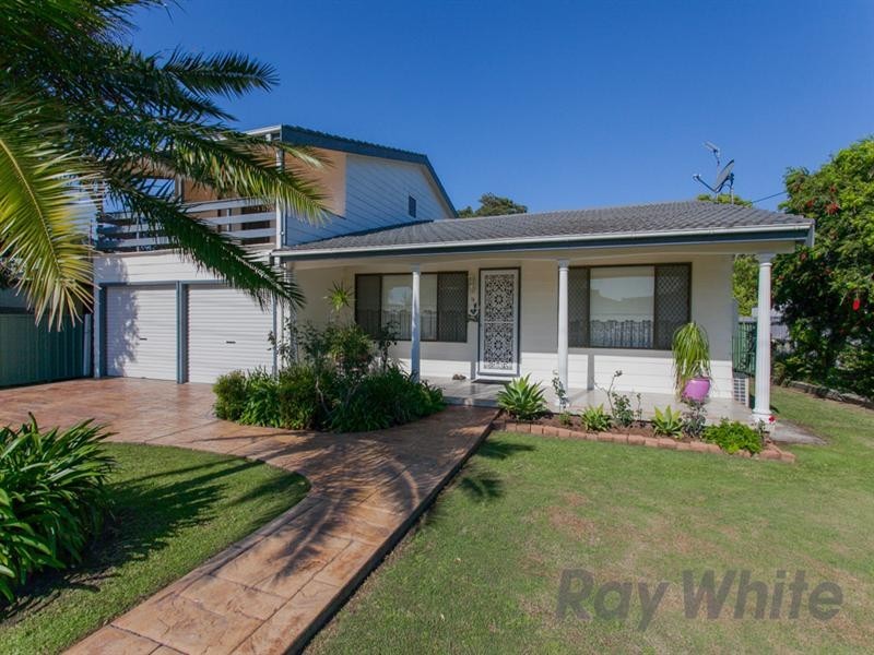18 Jones Avenue, Warners Bay NSW 2282