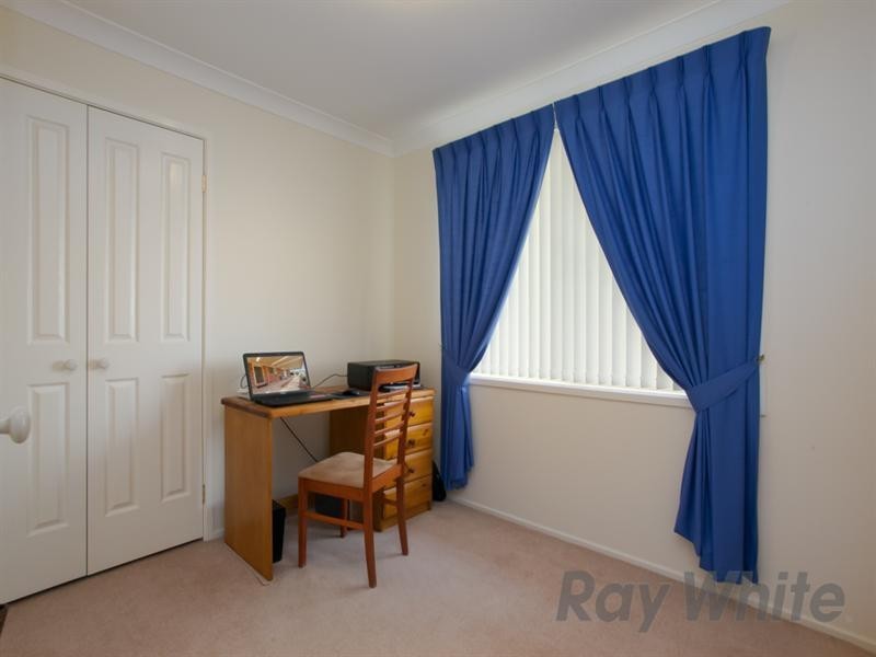 4 Toucan Close, Cameron Park NSW 2285