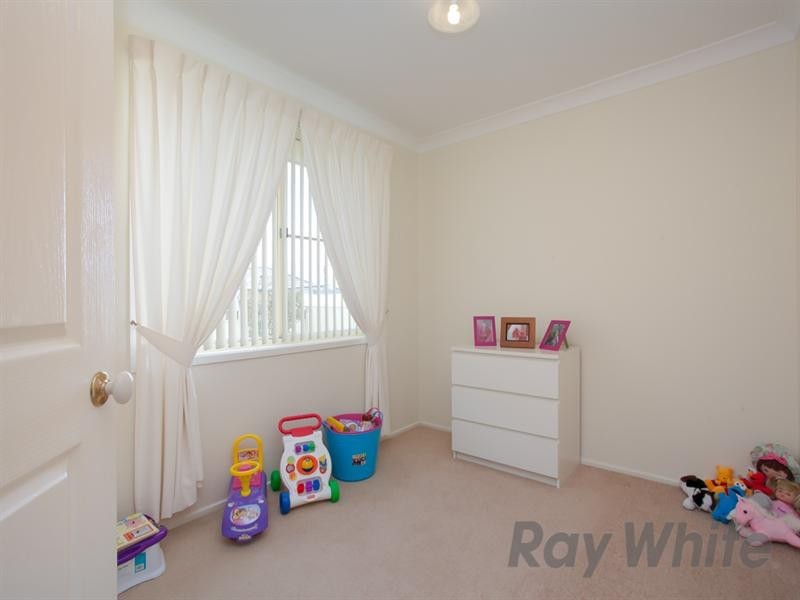 4 Toucan Close, Cameron Park NSW 2285