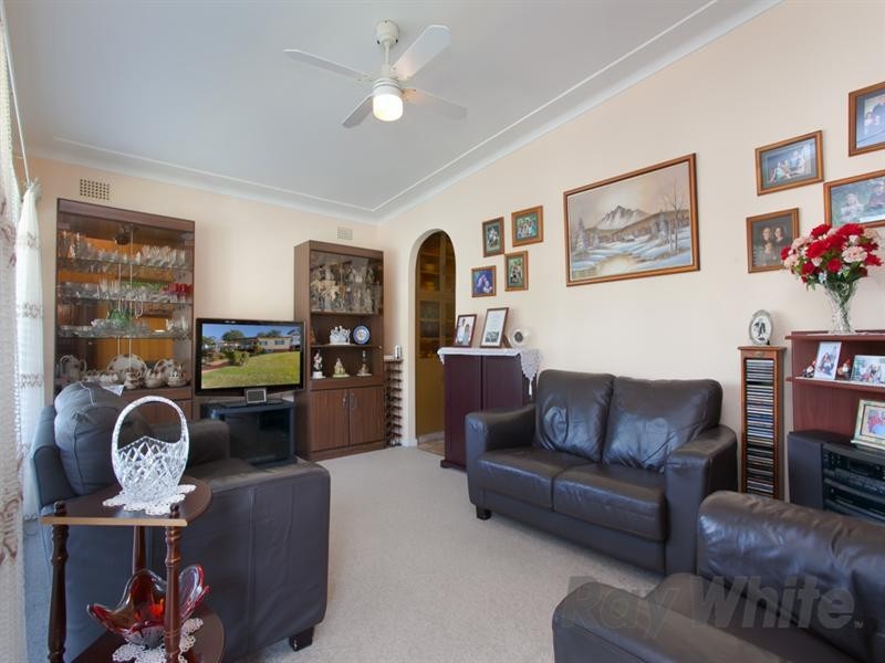 79 Roslyn Avenue, Charlestown NSW 2290