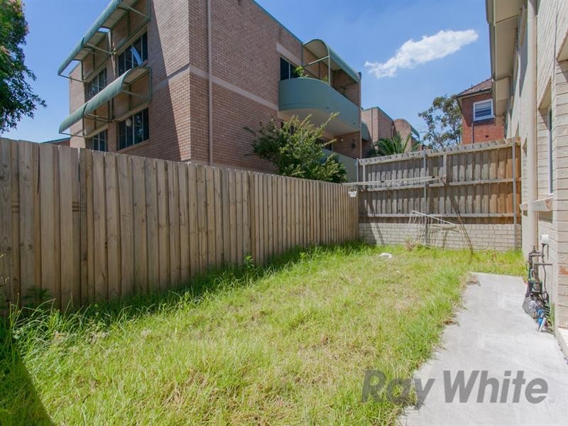 3/210-212 Brunker Road, Adamstown NSW 2289