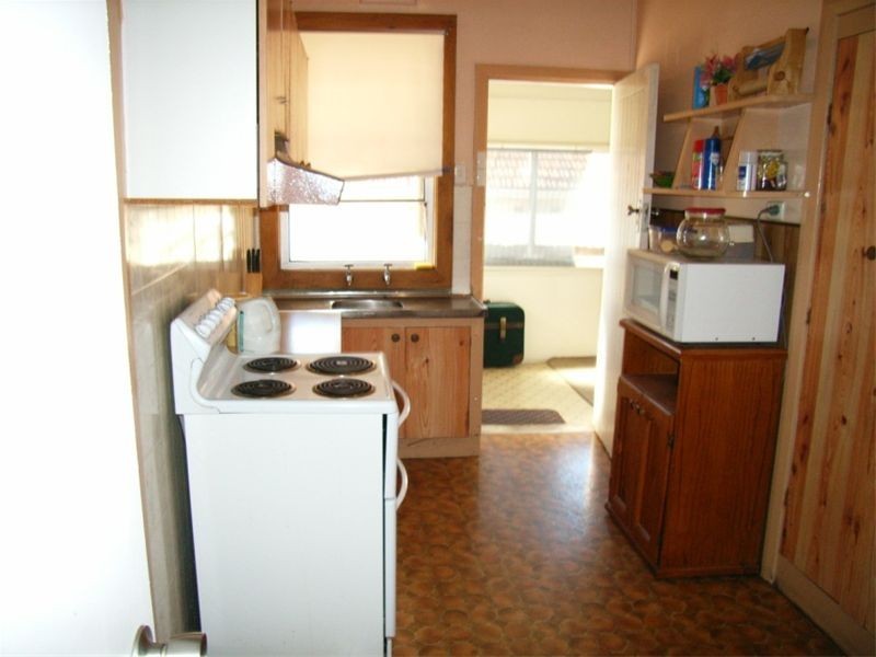 5 Ellis Road, Waratah NSW 2298