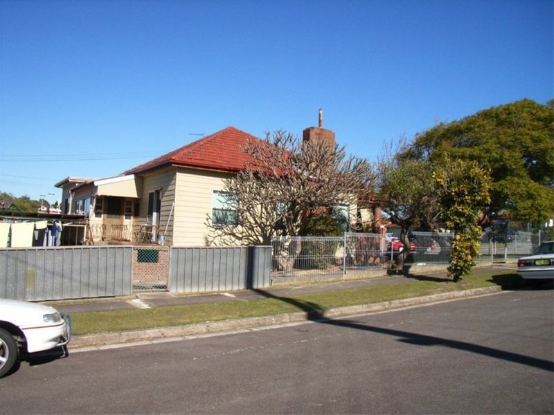 5 Ellis Road, Waratah NSW 2298