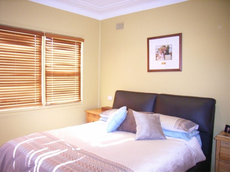 69 Roslyn Avenue, Charlestown NSW 2290