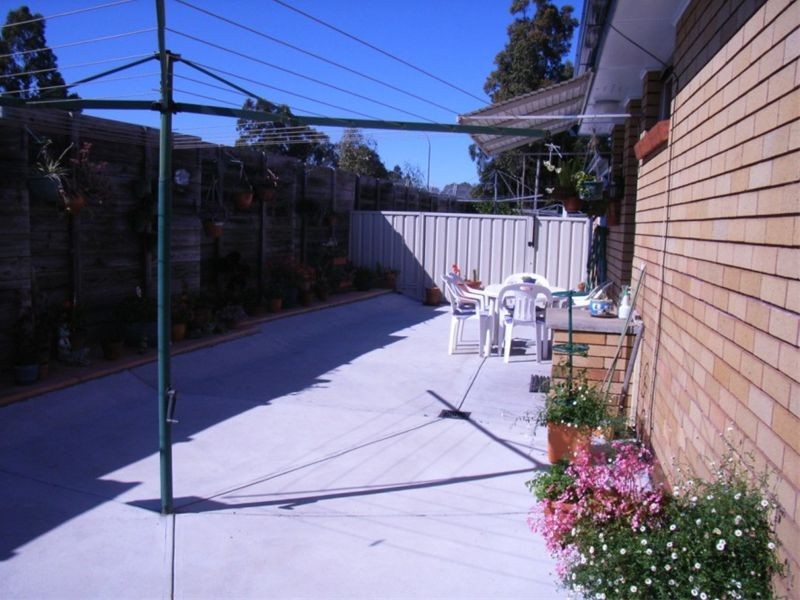 2/4 Harvard Close, Jesmond NSW 2299