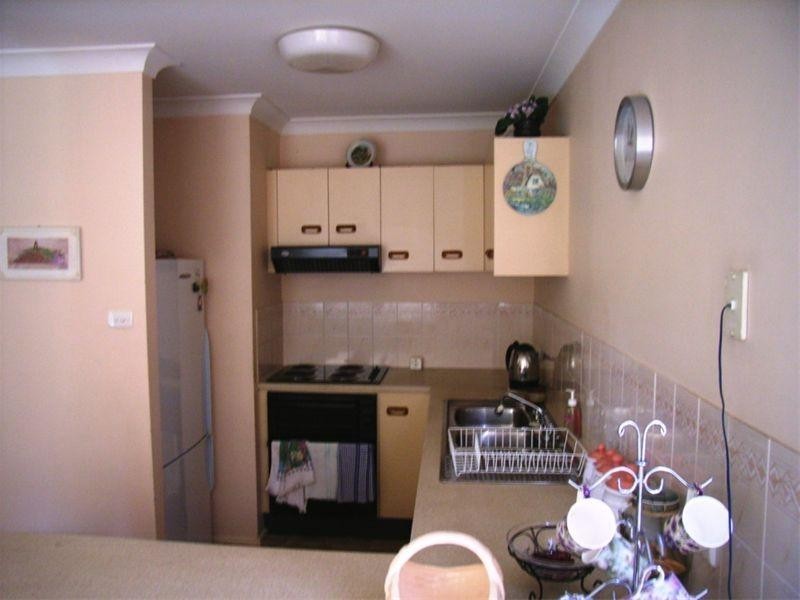 5 Aurora Court, Warners Bay NSW 2282