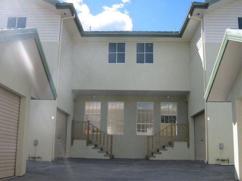 8 Anzac Avenue, Wyong NSW 2259