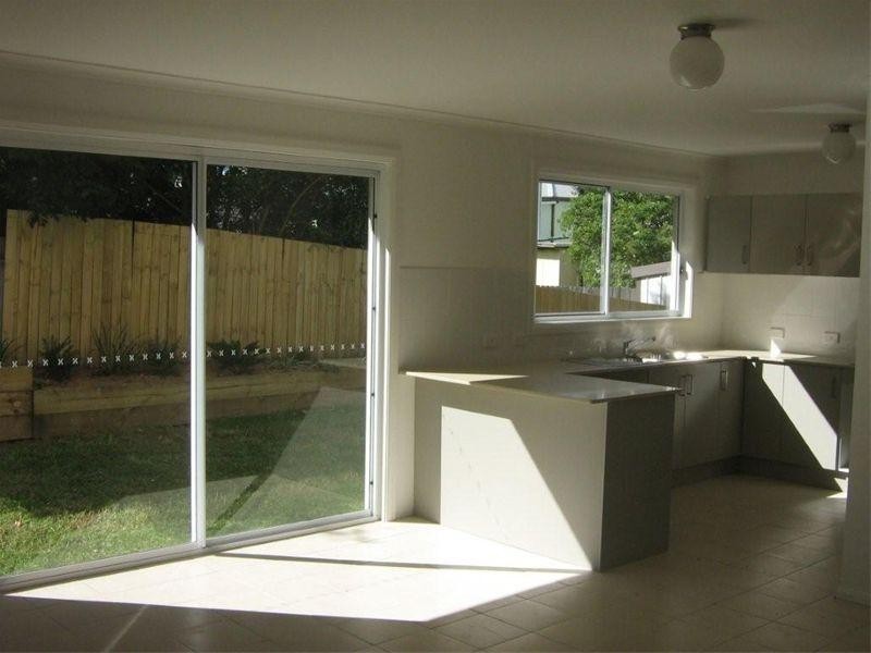 8 Anzac Avenue, Wyong NSW 2259