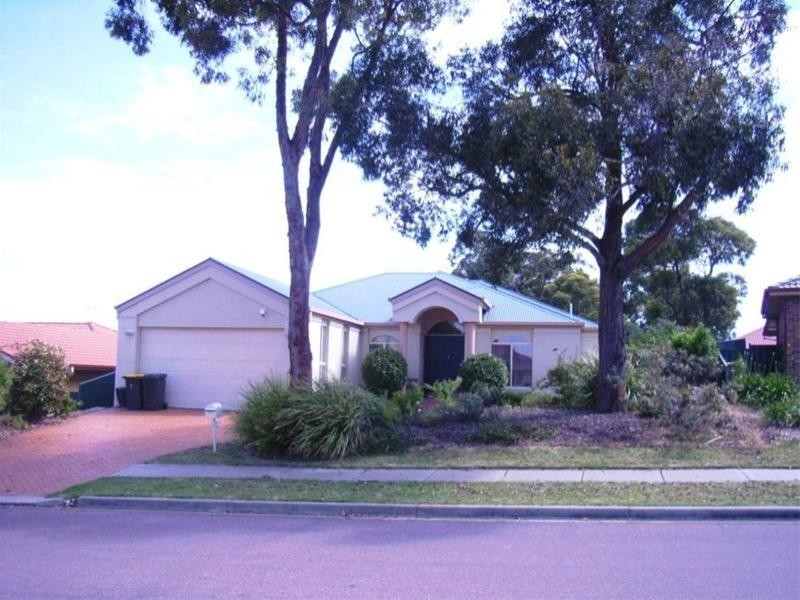 16 Sandalwood Drive, Fletcher NSW 2287