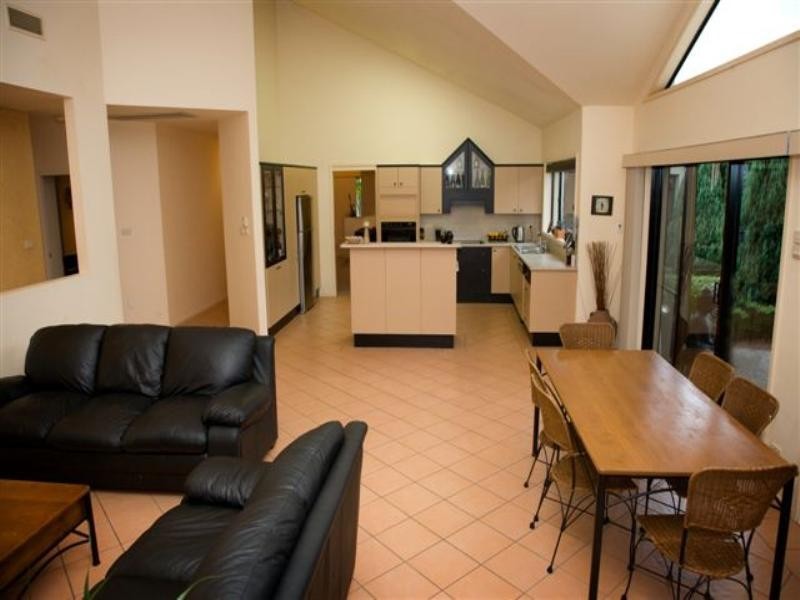 16 The Callister, Lakelands NSW 2282