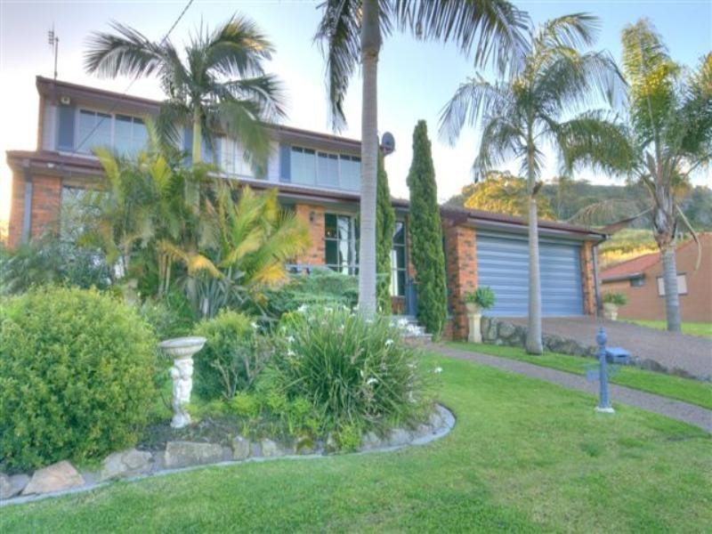 121 Fairfax Road, Warners Bay NSW 2282