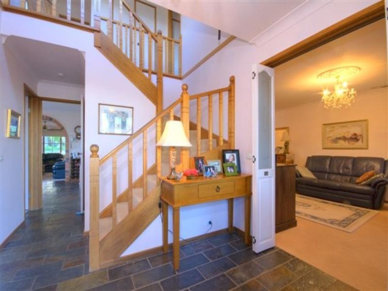 121 Fairfax Road, Warners Bay NSW 2282