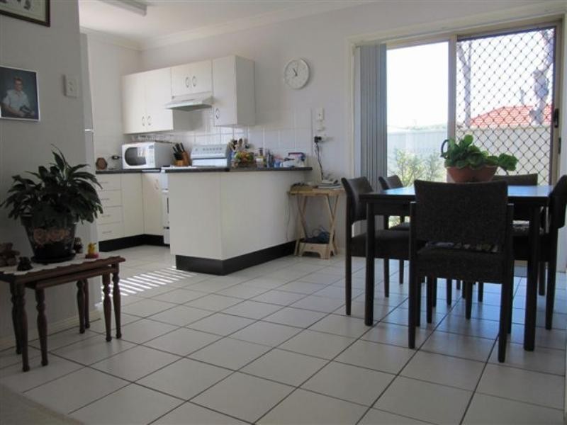 2/24 Turnbull Street, Edgeworth NSW 2285