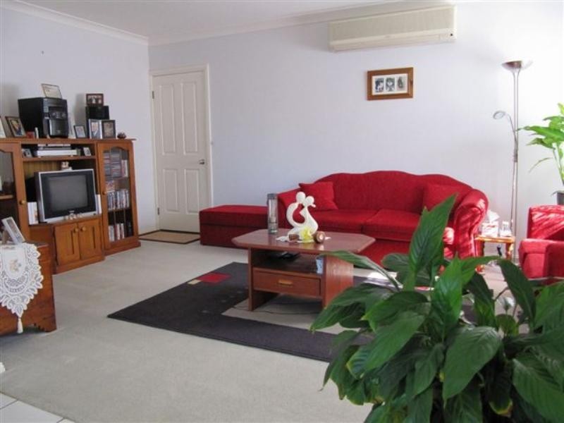 2/24 Turnbull Street, Edgeworth NSW 2285