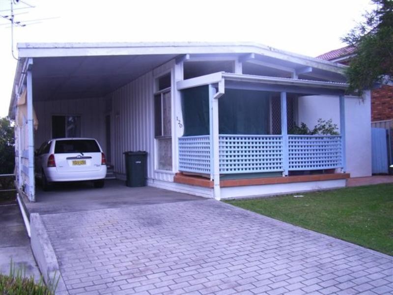 120 Floraville Road, Floraville NSW 2280