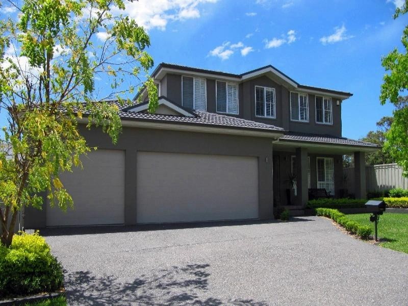 11 Laurina Cove, Valentine NSW 2280
