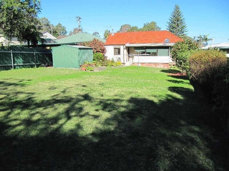 13 Heshbon Street, Gateshead NSW 2290