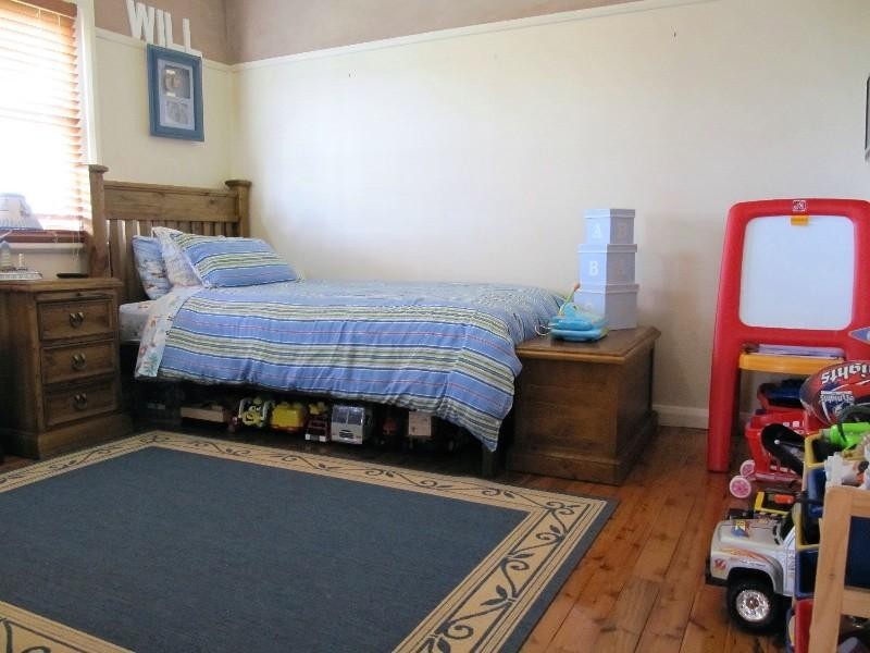 2 Redrose Avenue, Belmont NSW 2280