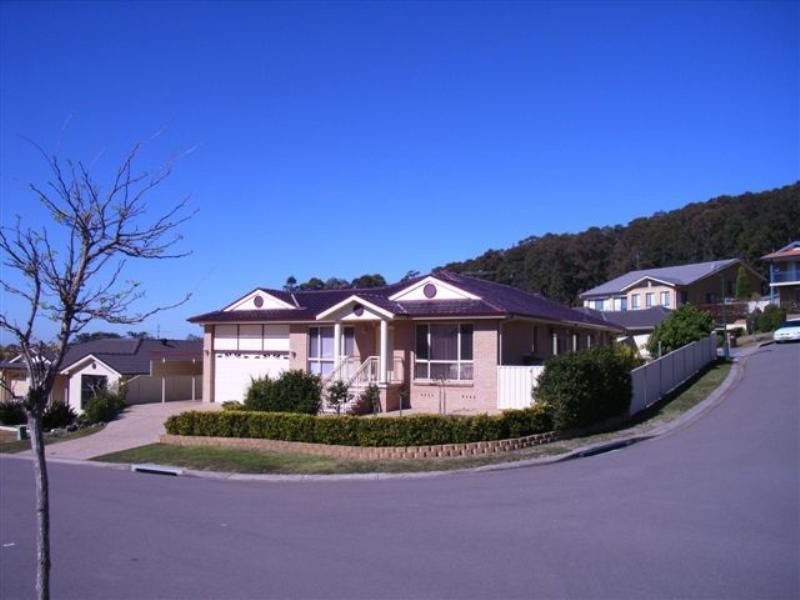 10 Pebble Beach Court, Belmont NSW 2280