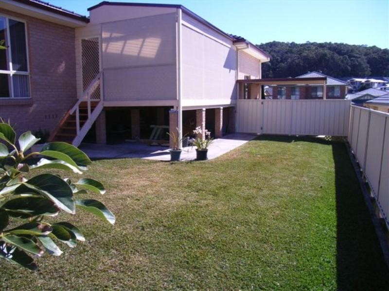 10 Pebble Beach Court, Belmont NSW 2280