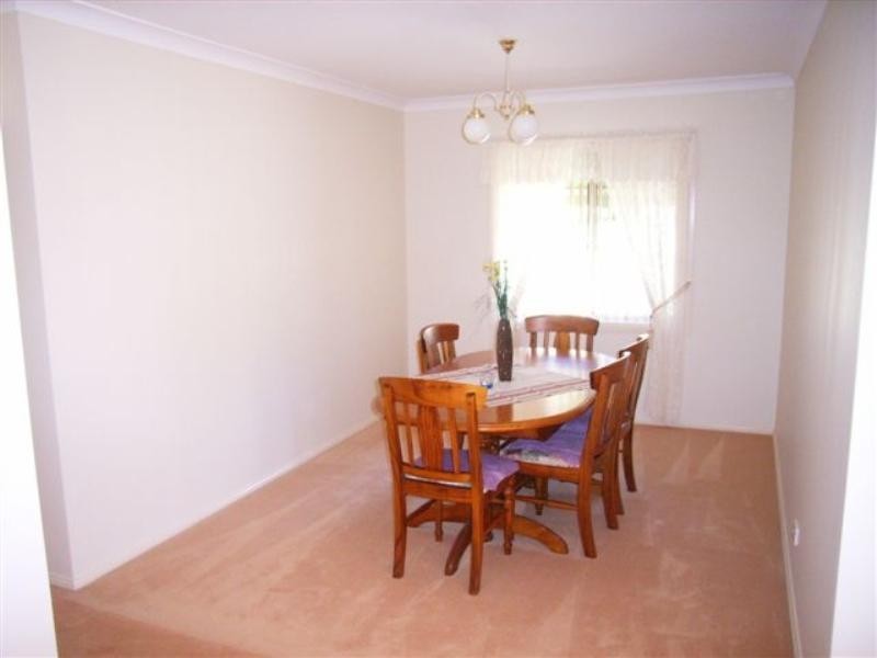 10 Pebble Beach Court, Belmont NSW 2280