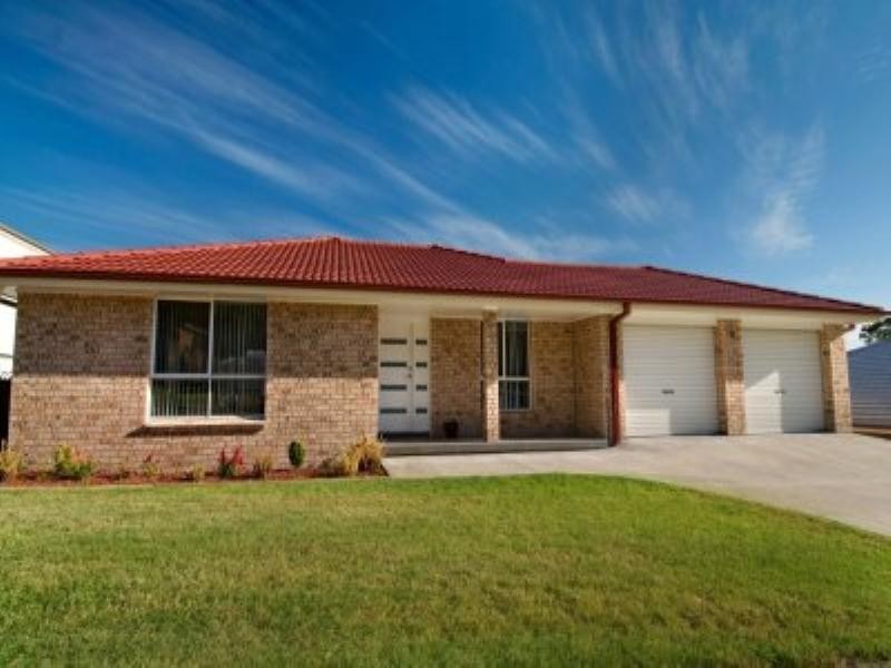 17 Corymbia Street, Croudace Bay NSW 2280