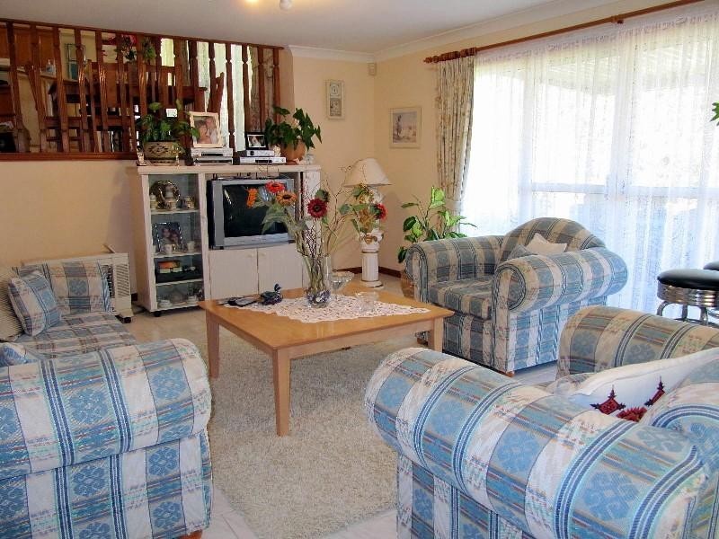 9 Barwon Close, Elermore Vale NSW 2287