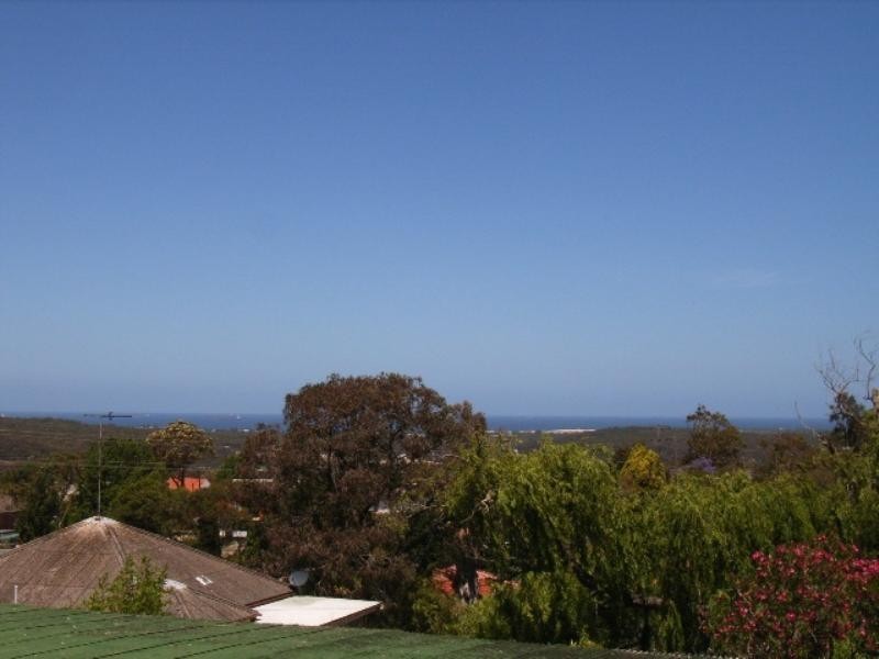 2/4A Lees Street, Charlestown NSW 2290