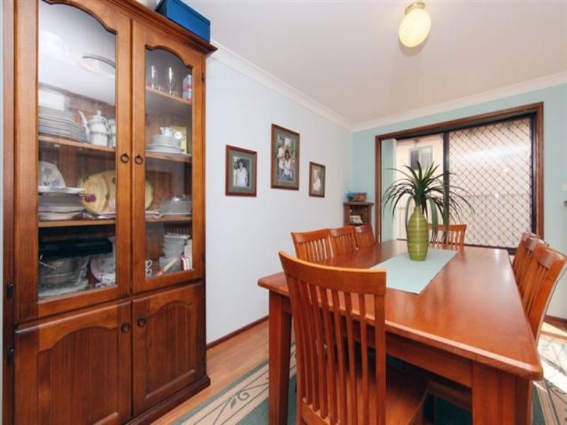 11 Buttermere Drive, Lakelands NSW 2282