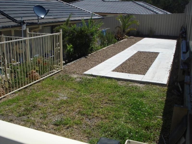 2 Kains Square, Cameron Park NSW 2285