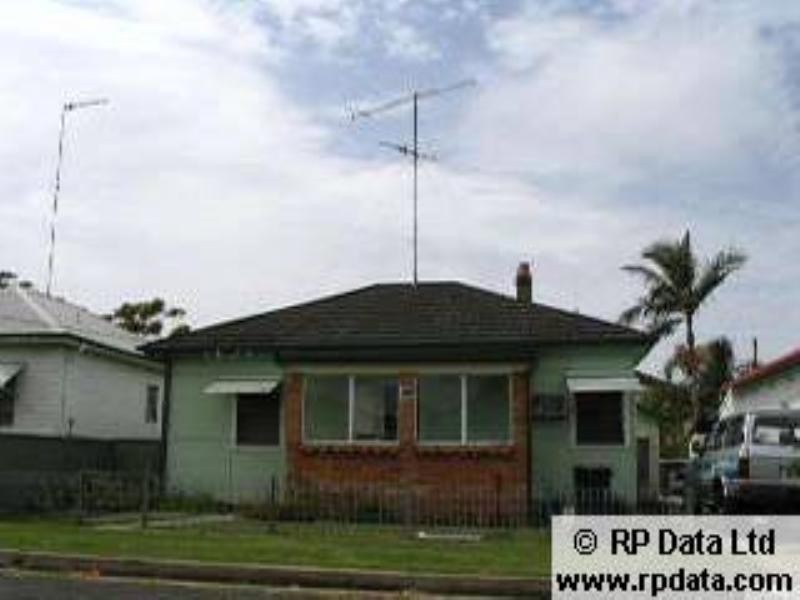 10 Robb Street, Belmont NSW 2280