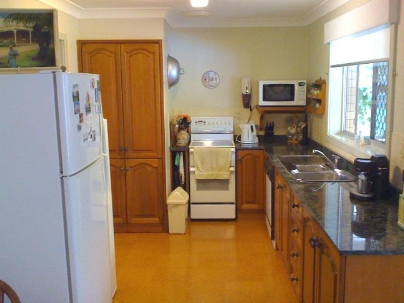 34 Glad Gunson Drive, Eleebana NSW 2282