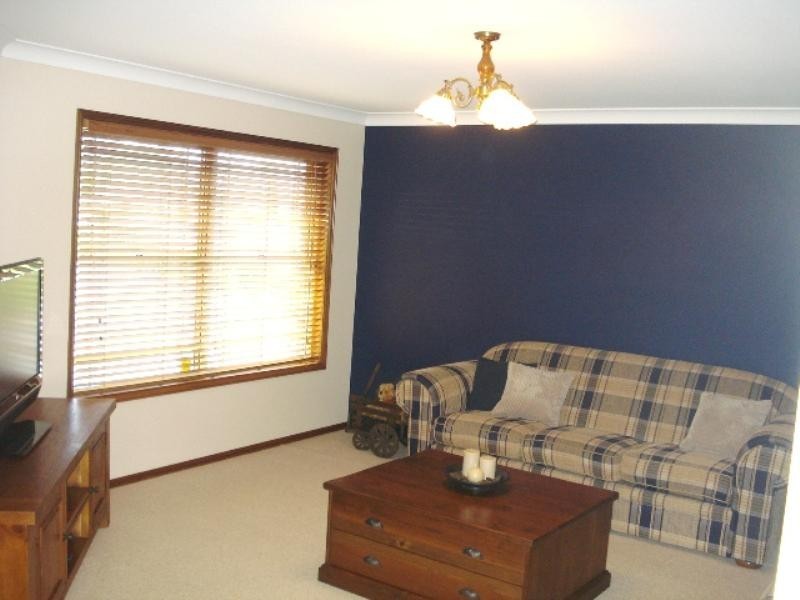 6 Baronet Close, Floraville NSW 2280