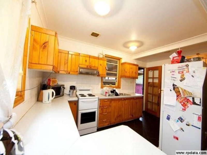 38 Heshbon Street, Gateshead NSW 2290