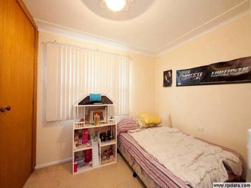 38 Heshbon Street, Gateshead NSW 2290