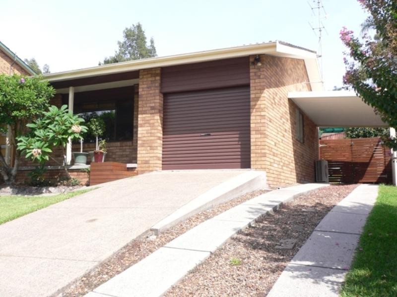 95 Fairfax Road, Warners Bay NSW 2282