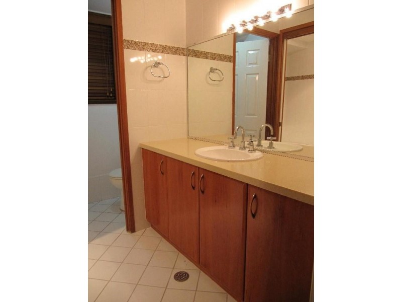 1 The Courtyard, Eleebana NSW 2282