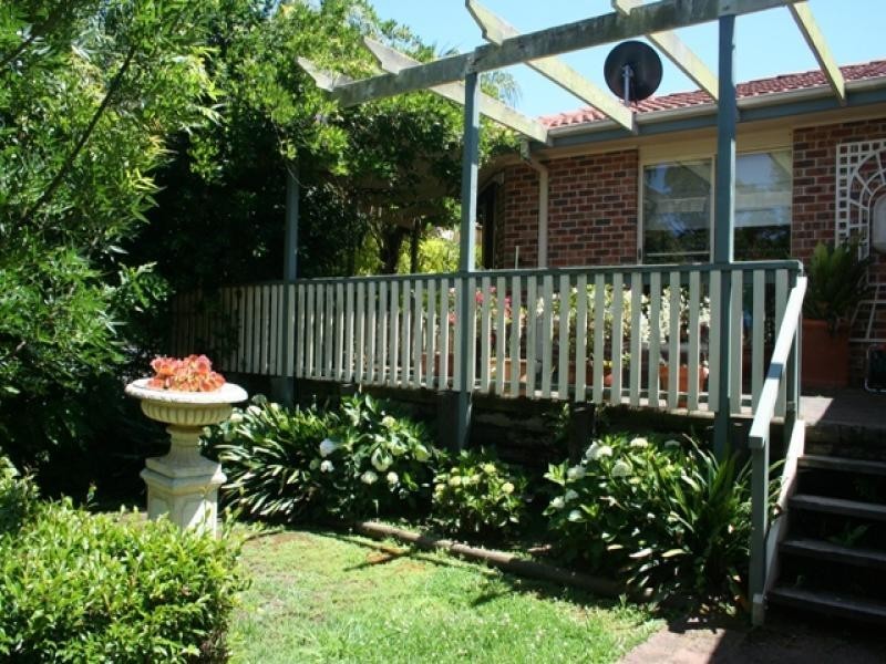 1 The Courtyard, Eleebana NSW 2282
