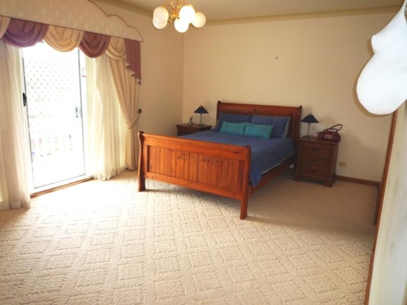 102 Regal Way, Valentine NSW 2280