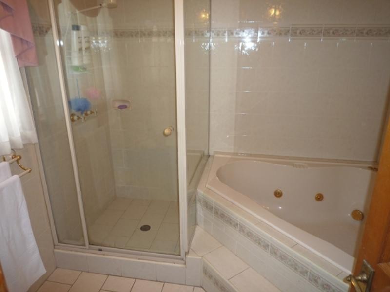 102 Regal Way, Valentine NSW 2280