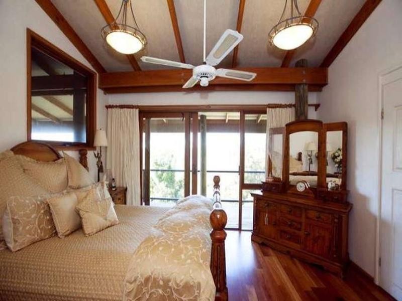 16 Thompson Road, Speers Point NSW 2284